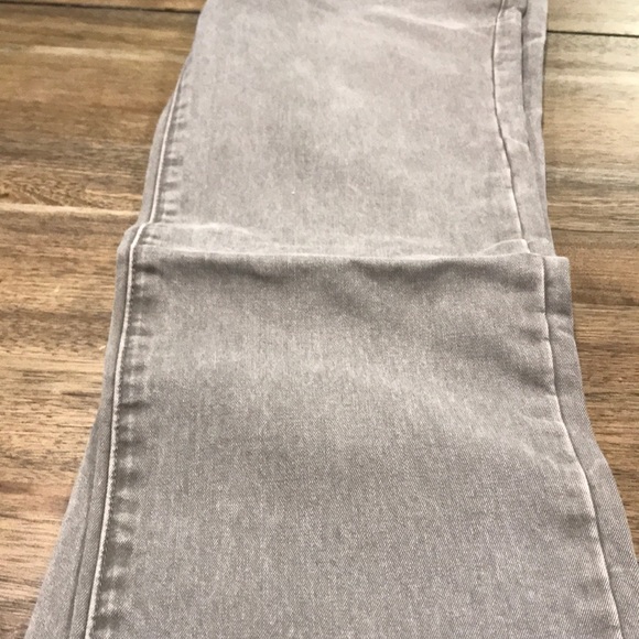 NWT Theory Jeans - Picture 2 of 6